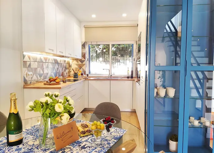 Luxury Townhouse With Terraces, Pool & Views By Be Cherish 公寓