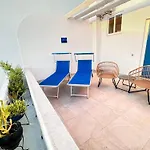 Luxury Townhouse With Terraces, Pool & Views By Be Cherish Αλμπουφέιρα