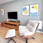 Luxury Townhouse With Terraces, Pool & Views By Be Cherish Αλμπουφέιρα