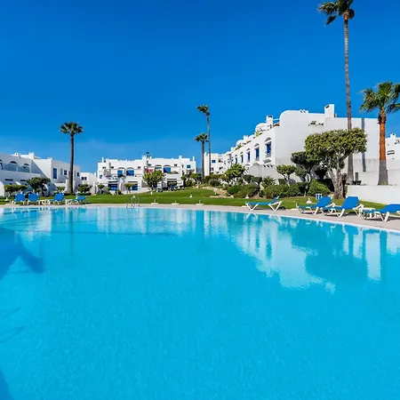 Luxury Albufeira Townhouse With Terraces, Pool & Views By Be Cherish Apartament Albufeira