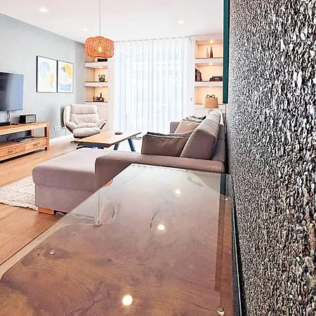 Apartamento Luxury Albufeira Townhouse With Terraces, Pool & Views By Be Cherish Albufeira