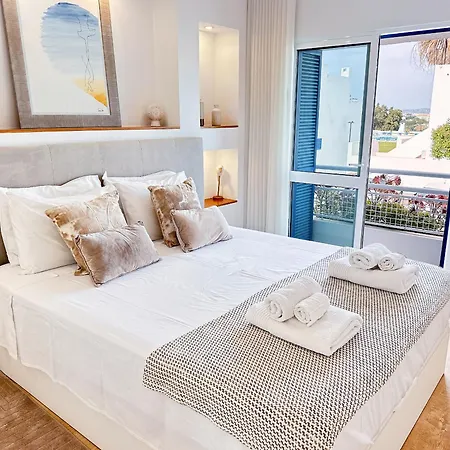 Luxury Townhouse With Terraces, Pool & Views By Be Cherish *