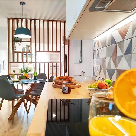 Luxury Albufeira Townhouse With Terraces, Pool & Views By Be Cherish Αλμπουφέιρα