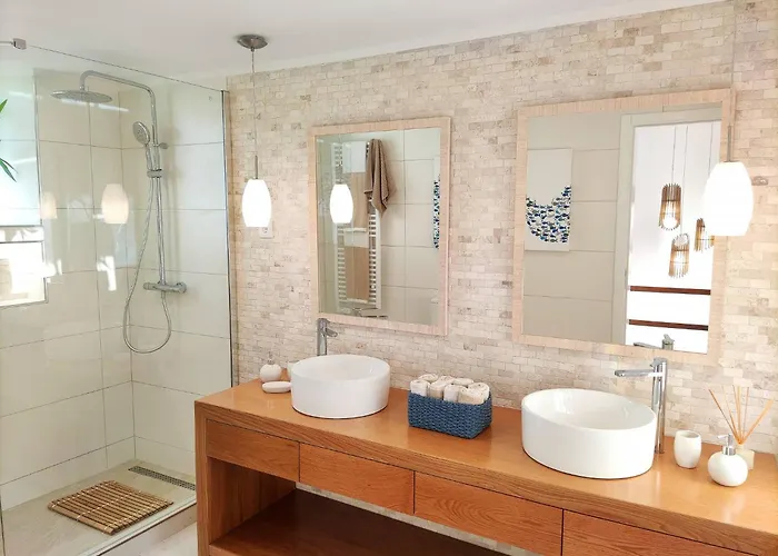 Luxury Townhouse With Terraces, Pool & Views By Be Cherish 아파트 *